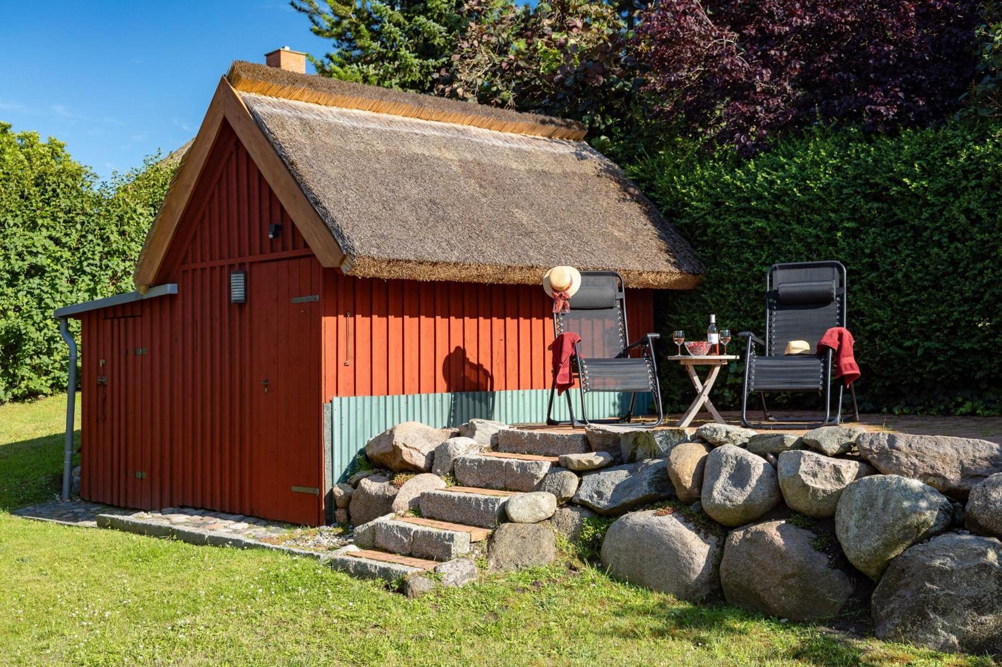 Ferienhaus Preetz 1A - Idylle Unter Reet Burtevitz Екстер'єр фото